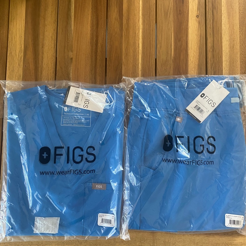 Figs ceil blue Catarina top in xs, ceil blue